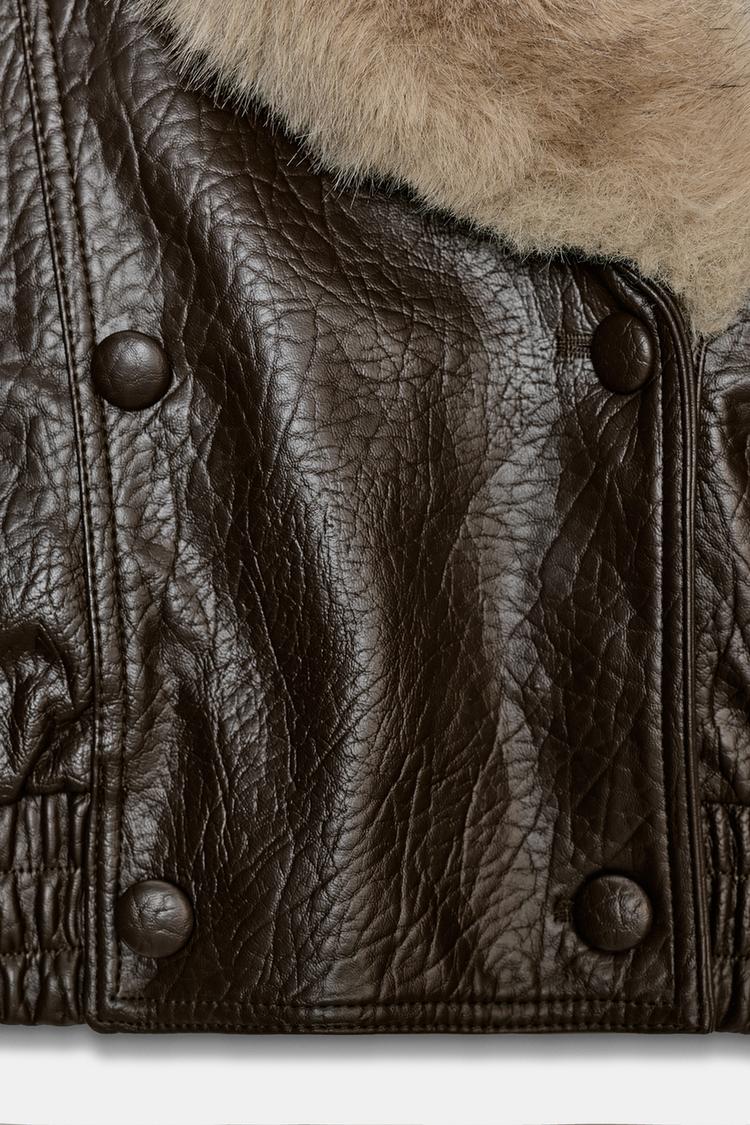 Cazadora Efecto Piel Cuello Desmontable