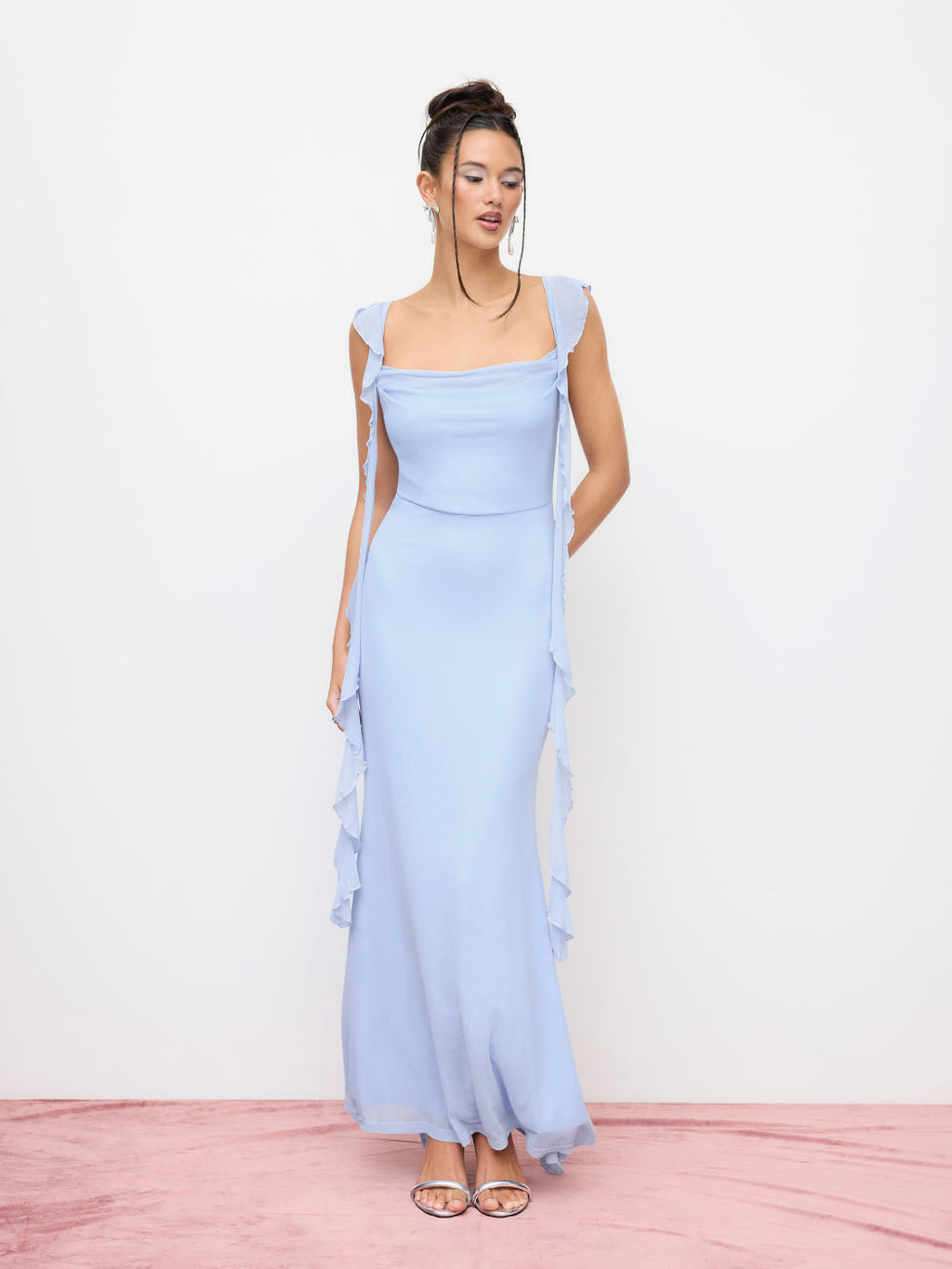 Vestido Maxi de Malla con Borde de Volantes