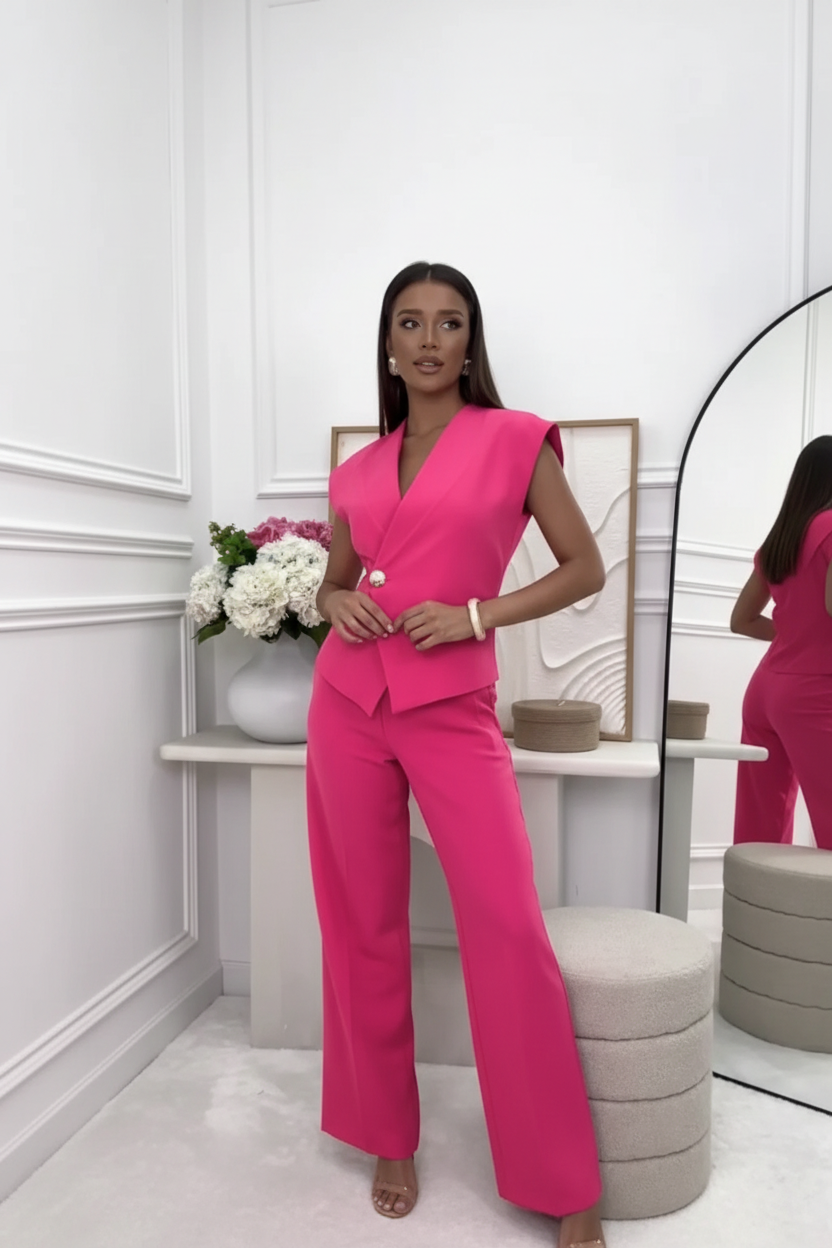 Modelo 2 - Conjunto fucsia